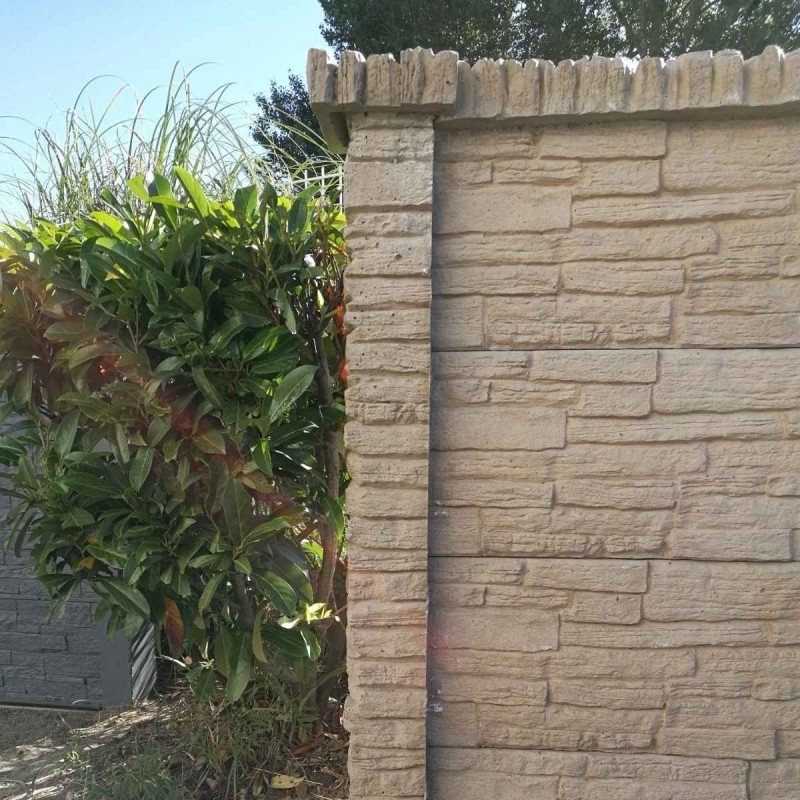 Poteau-cloture-beton-pierre-departDF-ambiance