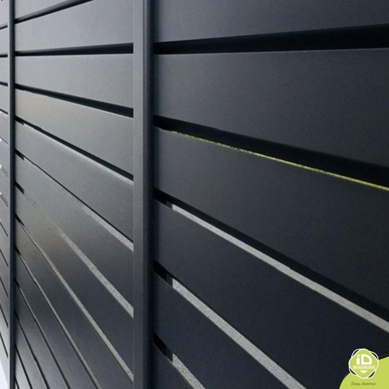 poteau-alu-cloture-brise-vue-platine-lame