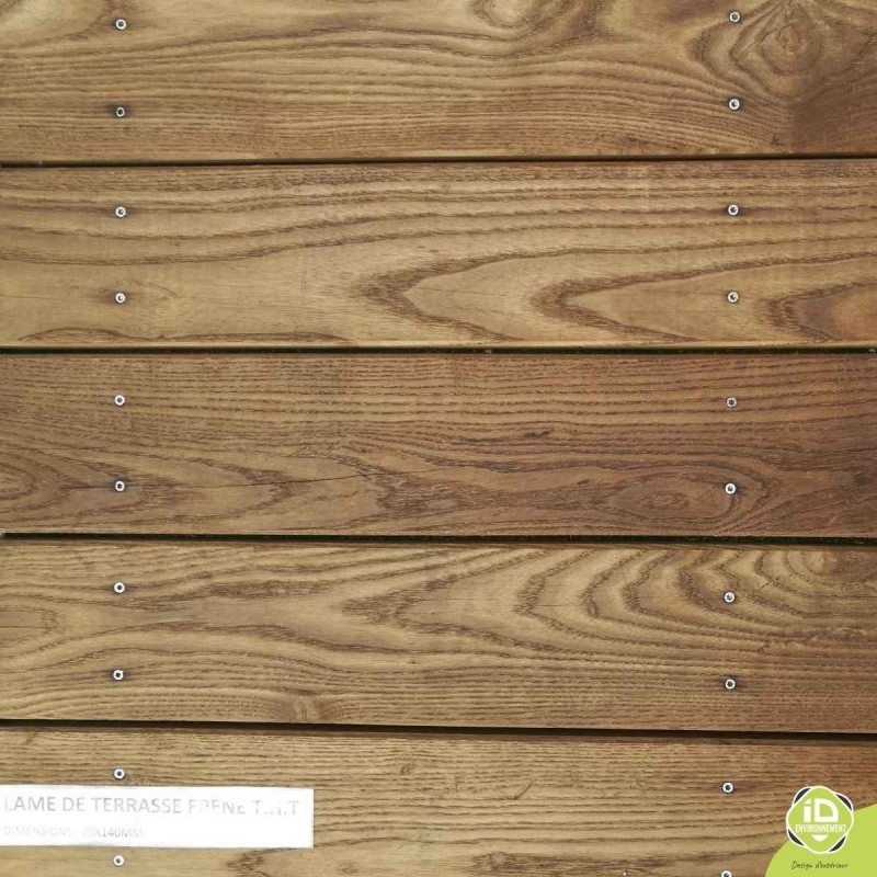 terrasse-bois-frene-tht