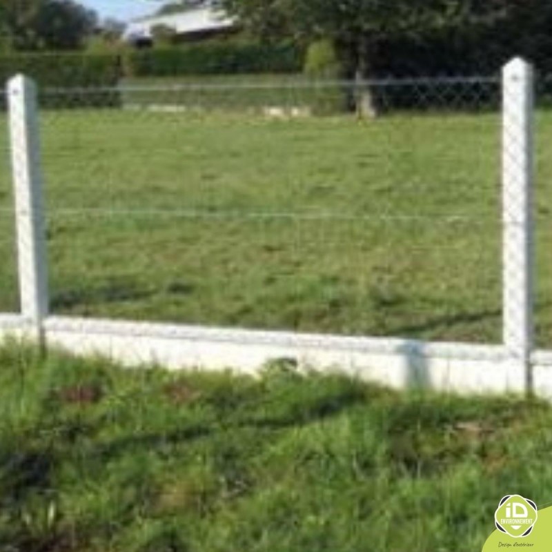 poteau-beton-carres-grillage