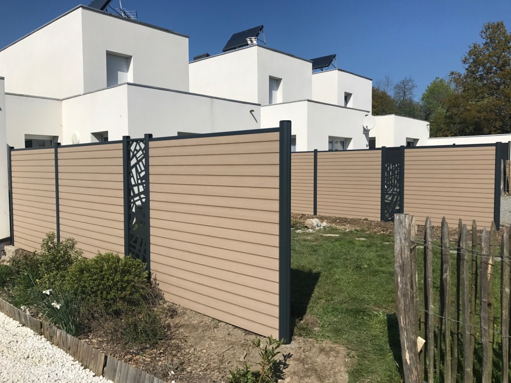 Pourquoi choisir une clôture composite ?