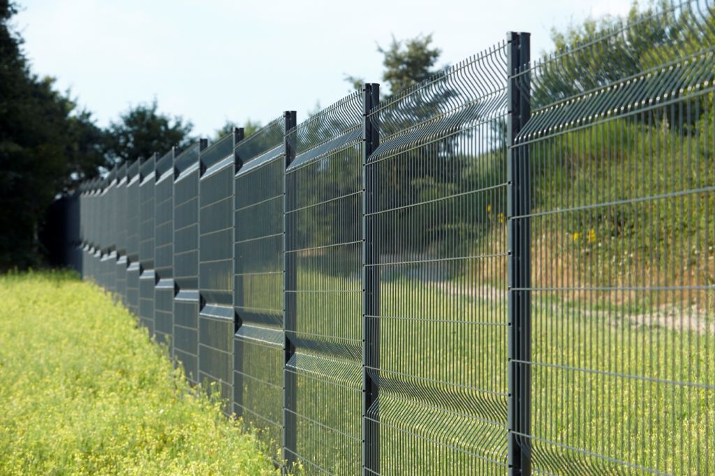 Quel est le prix d'une clôture rigide ? 