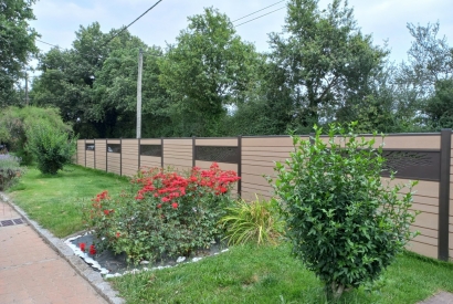 Comment installer une clôture composite ?
